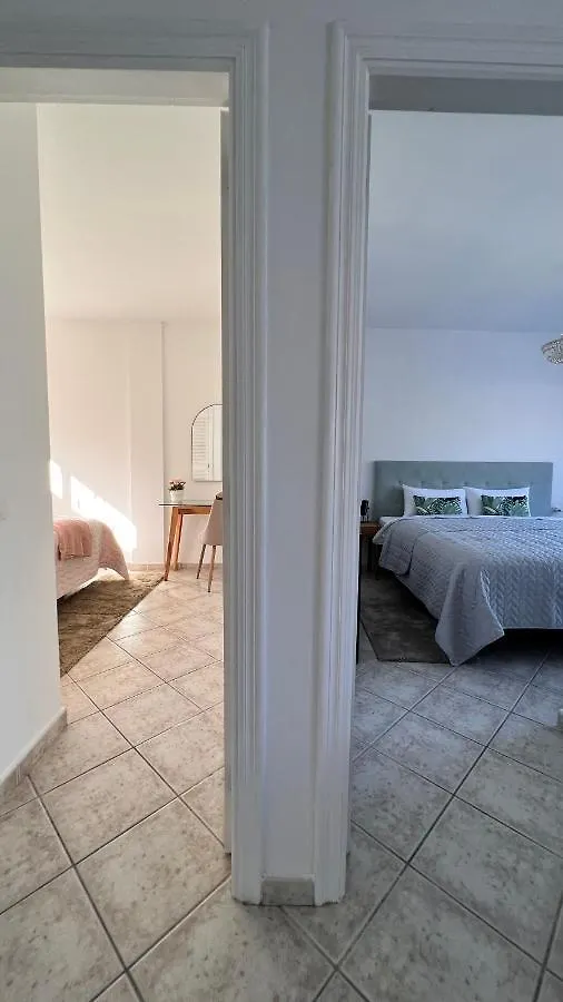 Crystal Chill Apartment , South Tenerife Costa Adeje